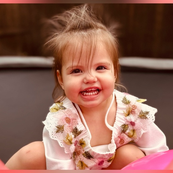 Meet your Posher, Elizabeth - Picture 4 of 6